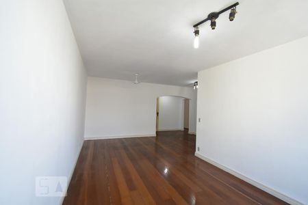 Sala  de apartamento à venda com 3 quartos, 130m² em Icaraí, Niterói