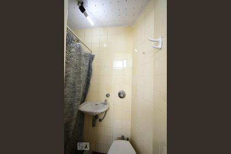 Apartamento à venda com 130m², 3 quartos e 1 vaga Apartamento à venda com 130m², 3 quartos e 1 vagaBanheiro de Serviço
