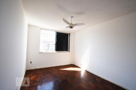 Quarto 2  de apartamento à venda com 3 quartos, 130m² em Icaraí, Niterói