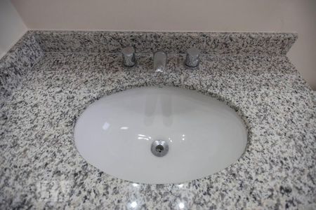 Apartamento à venda com 229m², 3 quartos e 4 vagasBanheiro Suite 