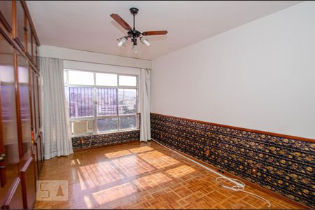 Apartamento à venda com 180m², 3 quartos e 2 vagasSuíte 