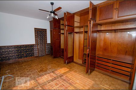 Apartamento à venda com 180m², 3 quartos e 2 vagasSuíte 