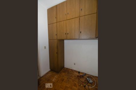 Apartamento à venda com 180m², 3 quartos e 2 vagasQuarto de serviço