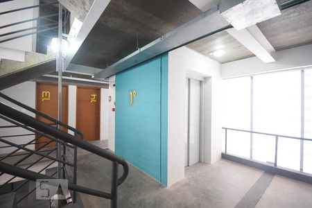 Apartamento à venda com 29m², 1 quarto e sem vaga Apartamento à venda com 29m², 1 quarto e sem vagaHall de circulação