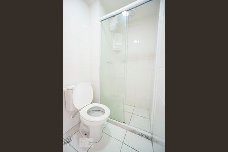 banheiro de apartamento para alugar com 1 quarto, 33m² em Mooca, São Paulo