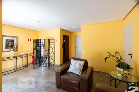 Apartamento à venda com 90m², 3 quartos e 2 vagasHall social