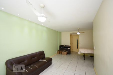 Sala  de apartamento à venda com 3 quartos, 75m² em Ingá, Niterói
