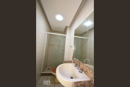 Apartamento à venda com 75m², 3 quartos e 2 vagas Apartamento à venda com 75m², 3 quartos e 2 vagasBanheiro