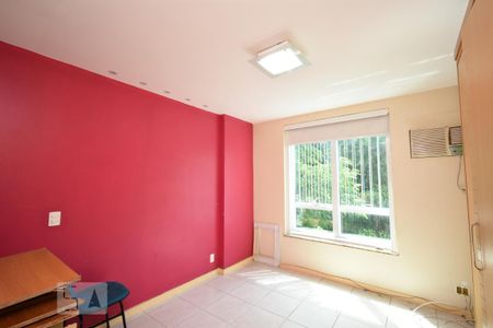 Quarto Suíte  de apartamento à venda com 3 quartos, 75m² em Ingá, Niterói