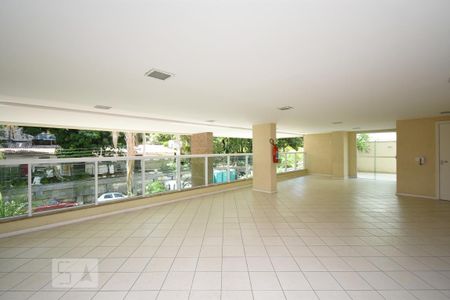 Apartamento à venda com 75m², 3 quartos e 2 vagas Apartamento à venda com 75m², 3 quartos e 2 vagasSalão de Festa