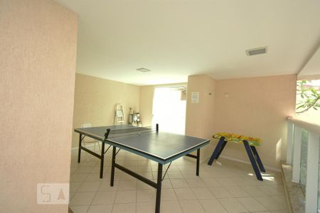 Apartamento à venda com 75m², 3 quartos e 2 vagas Apartamento à venda com 75m², 3 quartos e 2 vagasSalão de Jogos