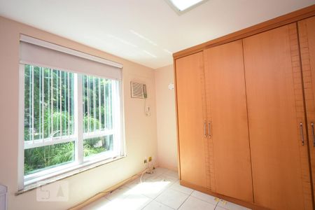 Quarto Suíte  de apartamento à venda com 3 quartos, 75m² em Ingá, Niterói