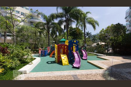 Apartamento à venda com 66m², 1 quarto e 1 vagaPlayground