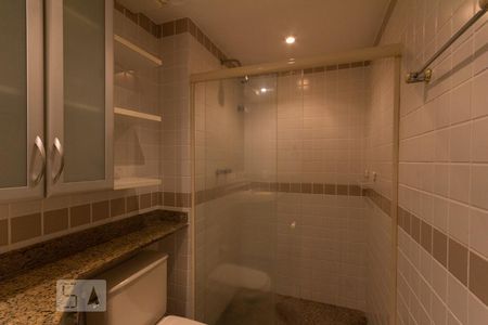 Apartamento à venda com 66m², 1 quarto e 1 vagaBanheiro (Suíte)