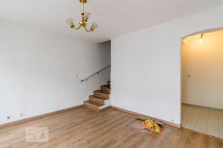 Casa para alugar com 95m², 2 quartos e 1 vagaSala