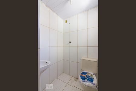 Banheiro de casa de condomínio para alugar com 1 quarto, 55m² em Casa Verde, São Paulo