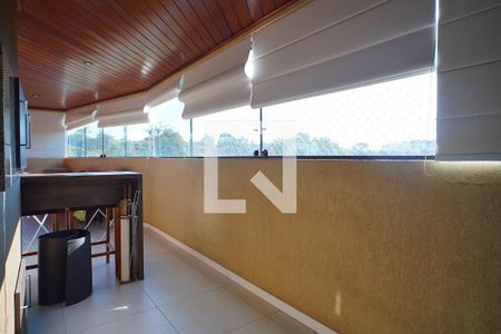 Varanda  de apartamento para alugar com 3 quartos, 113m² em Jardim Itu Sabará, Porto Alegre