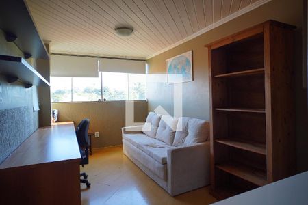 Escritório  de apartamento para alugar com 3 quartos, 113m² em Jardim Itu Sabará, Porto Alegre