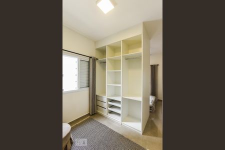Apartamento para alugar com 50m², 1 quarto e 1 vaga Apartamento para alugar com 50m², 1 quarto e 1 vagaCloset