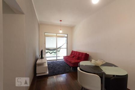 Sala de apartamento à venda com 2 quartos, 90m² em Barra da Tijuca, Rio de Janeiro