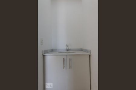 Banheiro de apartamento para alugar com 1 quarto, 47m² em Morumbi, São Paulo