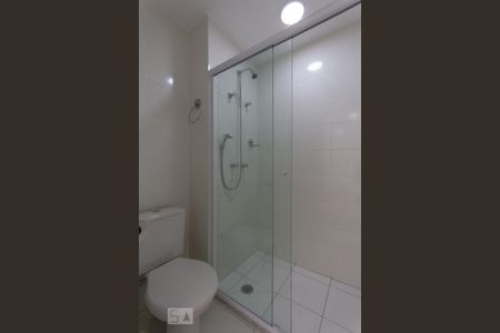 Banheiro de apartamento para alugar com 1 quarto, 47m² em Morumbi, São Paulo