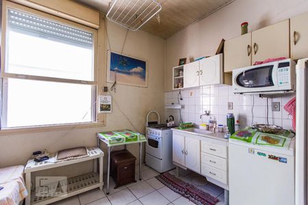 Cozinha de kitnet/studio à venda com 1 quarto, 23m² em Centro Histórico, Porto Alegre