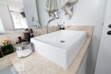 Banheiro da suíte de apartamento à venda com 2 quartos, 65m² em Vila Prudente, São Paulo