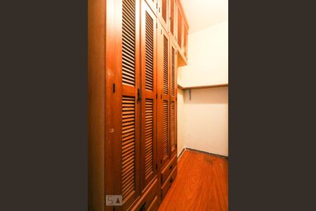 Apartamento à venda com 200m², 4 quartos e 1 vagaQuarto de Serviço 2