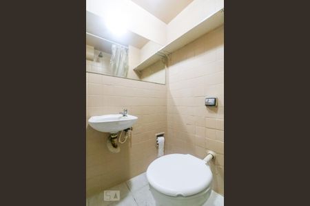 Apartamento à venda com 200m², 4 quartos e 1 vagaBanheiro de Serviço