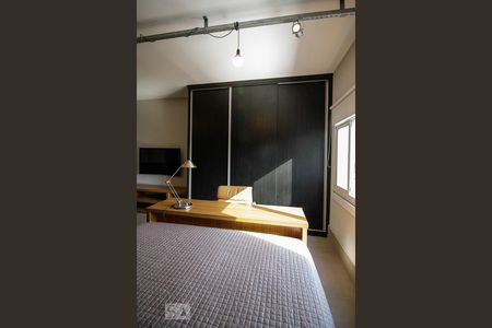 Quarto de kitnet/studio à venda com 1 quarto, 32m² em Barra Funda, São Paulo