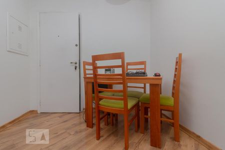 Sala de apartamento para alugar com 2 quartos, 62m² em Vila Santo Estéfano, São Paulo