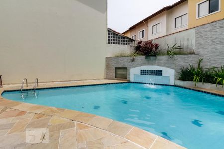 Casa de condomínio à venda com 110m², 2 quartos e 1 vagaPiscina