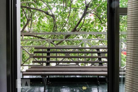 Varanda de casa de condomínio à venda com 2 quartos, 110m² em Vila São Silvestre, São Paulo