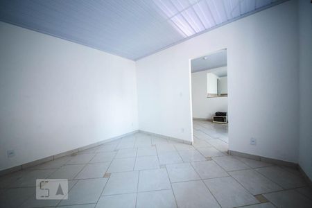 Quarto  de casa de condomínio para alugar com 1 quarto, 50m² em Santa Rosa, Niterói
