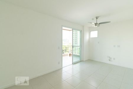 Apartamento para alugar com 113m², 3 quartos e 1 vagaSala