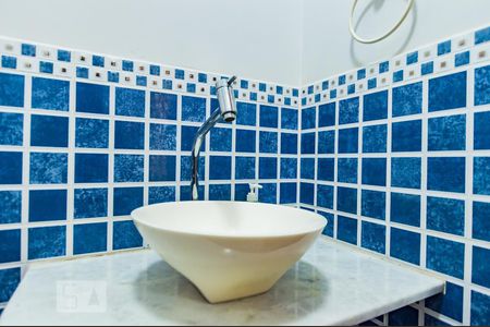 Lavabo de casa de condomínio à venda com 3 quartos, 110m² em Barão Geraldo - Arruamento Fain José Feres, Campinas