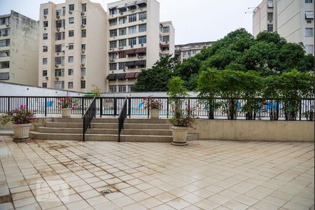 Apartamento para alugar com 42m², 1 quarto e 1 vagaÁrea comum - Piscina
