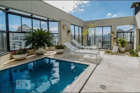 Apartamento à venda com 319m², 4 quartos e 5 vagasPiscina Privativa