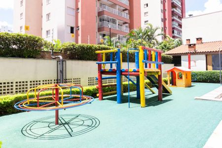 Apartamento para alugar com 124m², 3 quartos e 3 vagas Apartamento para alugar com 124m², 3 quartos e 3 vagasPlayground