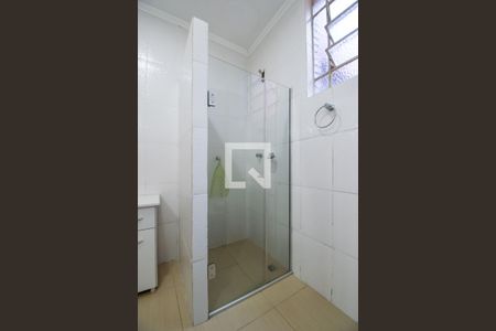 Casa à venda com 220m², 3 quartos e 3 vagas Casa à venda com 220m², 3 quartos e 3 vagasBanheiro Social 2