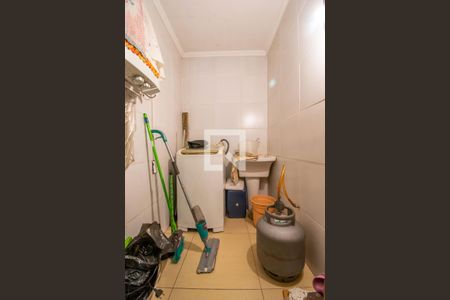 Casa à venda com 220m², 3 quartos e 3 vagas Casa à venda com 220m², 3 quartos e 3 vagasÁrea de Serviço