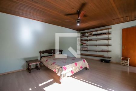 Casa à venda com 220m², 3 quartos e 3 vagas Casa à venda com 220m², 3 quartos e 3 vagasSuíte