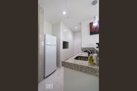 Cozinha de kitnet/studio à venda com 1 quarto, 47m² em Cristal, Porto Alegre