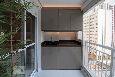 Varanda de kitnet/studio para alugar com 1 quarto, 36m² em Bela Vista, São Paulo