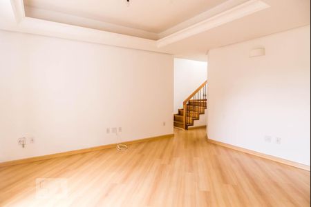 Casa à venda com 250m², 3 quartos e sem vagaSala