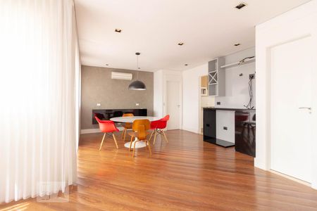 Sala de apartamento para alugar com 2 quartos, 83m² em Cidade Monções, São Paulo