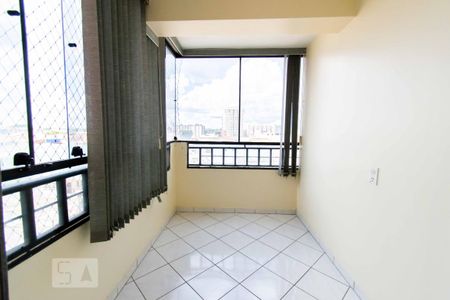 Apartamento para alugar com 55m², 2 quartos e sem vaga Apartamento para alugar com 55m², 2 quartos e sem vagaQuarto 02