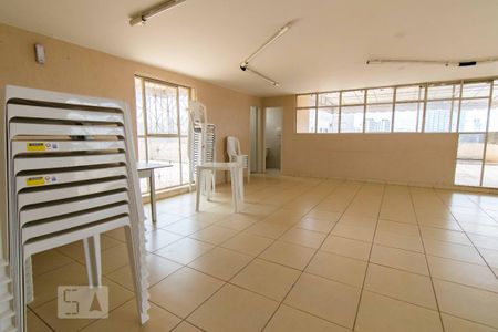 Apartamento para alugar com 55m², 2 quartos e sem vaga Apartamento para alugar com 55m², 2 quartos e sem vagaSalão de Festas