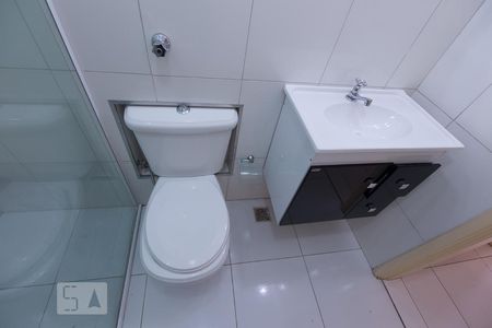 Apartamento para alugar com 50m², 2 quartos e sem vagaBanheiro